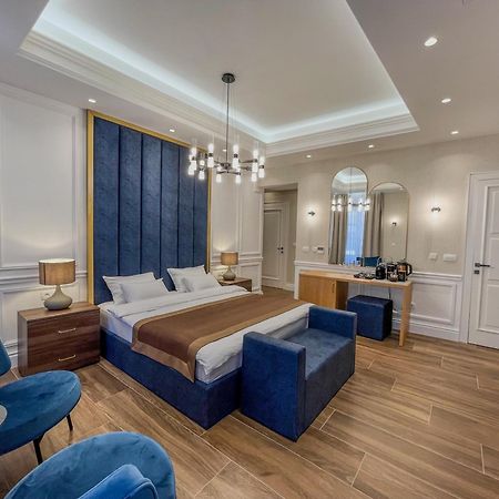 Hive Luxury Suites By Mn Property Kotor Exterior foto