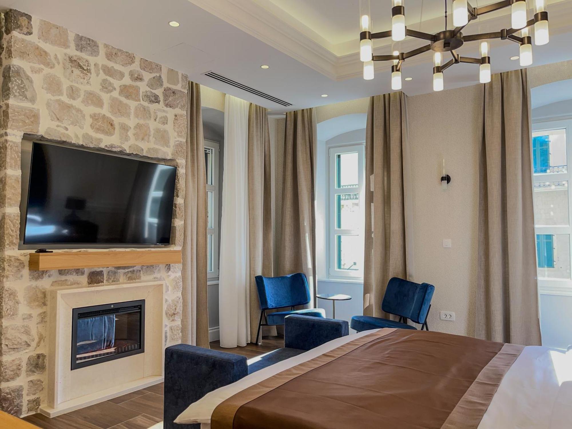 Hive Luxury Suites By Mn Property Kotor Exterior foto